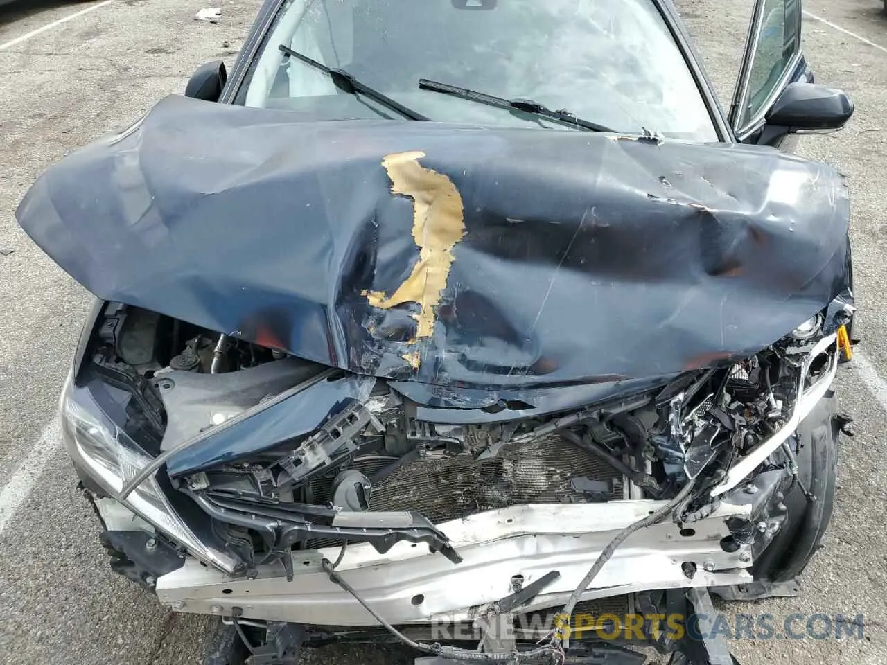 11 Photograph of a damaged car 4T1B11HK4KU751062 TOYOTA CAMRY 2019