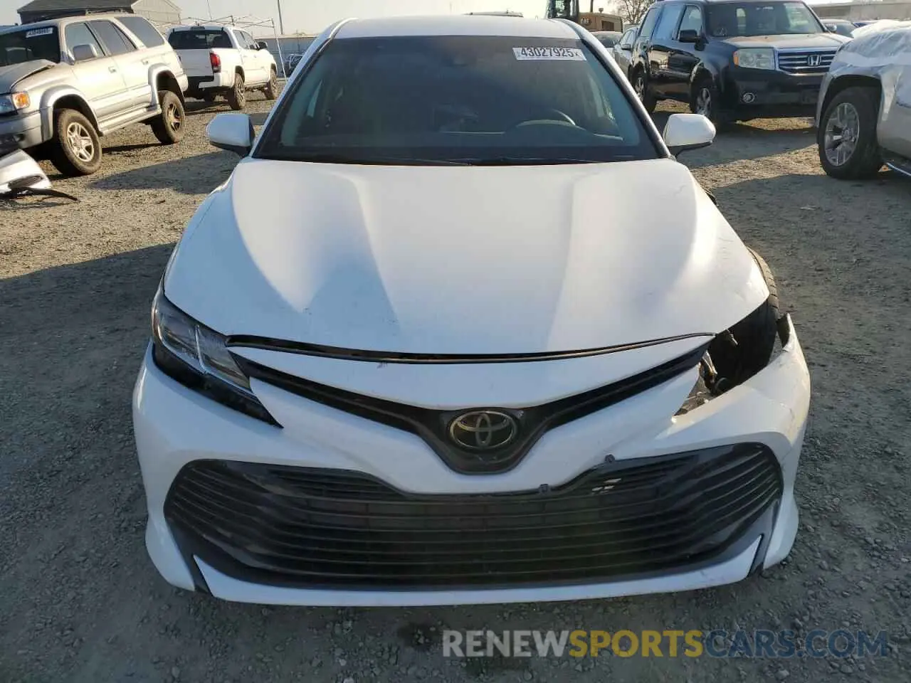 5 Photograph of a damaged car 4T1B11HK4KU751613 TOYOTA CAMRY 2019