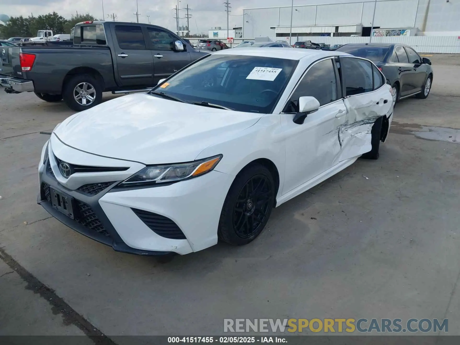 2 Фотография поврежденного автомобиля 4T1B11HK4KU757217 TOYOTA CAMRY 2019