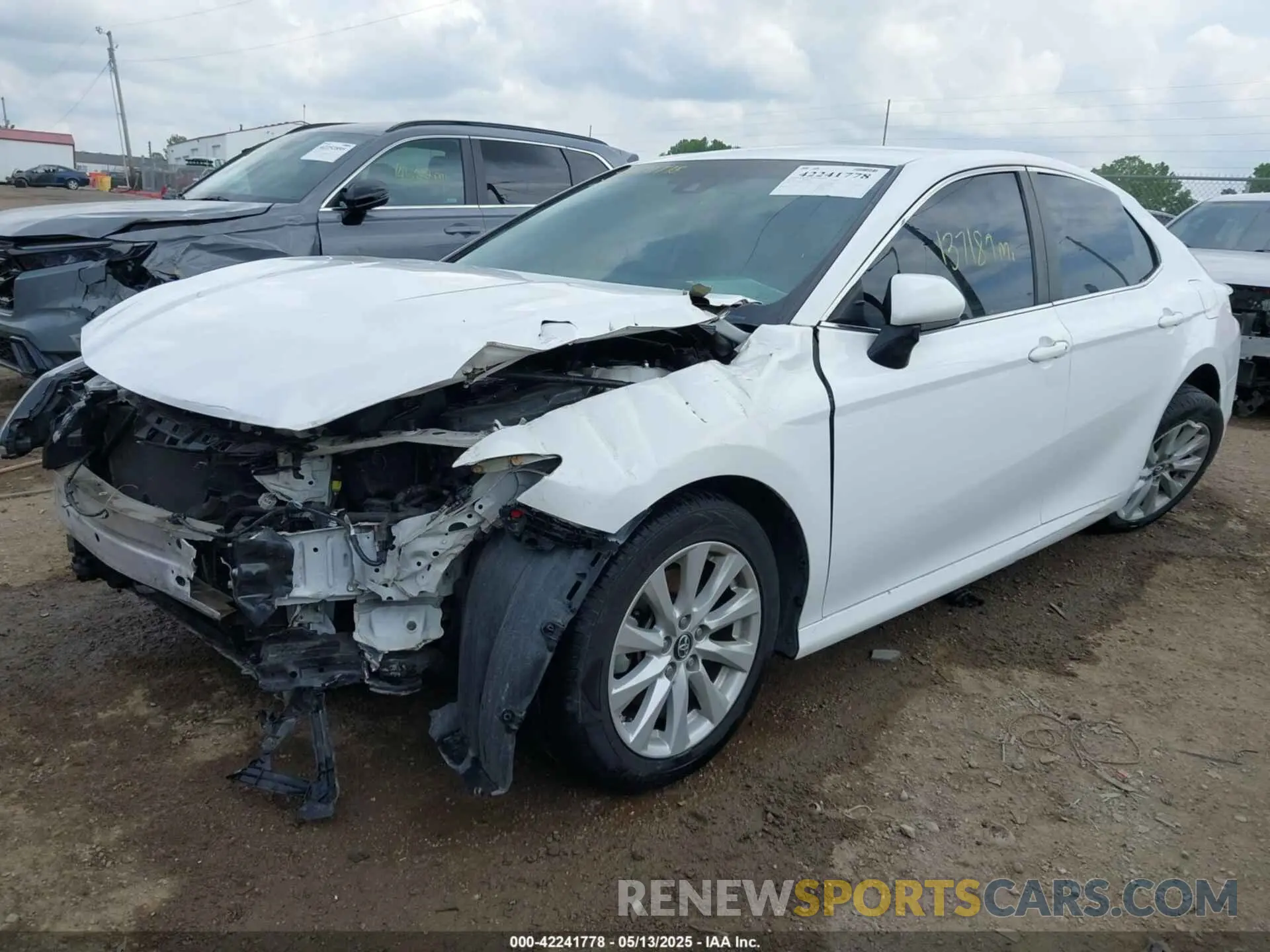 6 Фотография поврежденного автомобиля 4T1B11HK4KU765320 TOYOTA CAMRY 2019