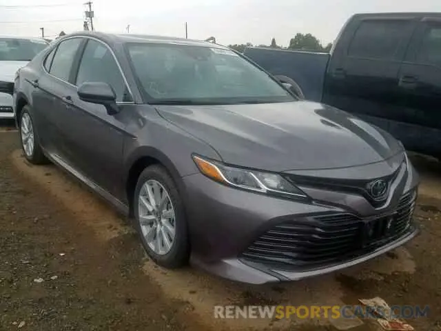 1 Photograph of a damaged car 4T1B11HK4KU774700 TOYOTA CAMRY 2019