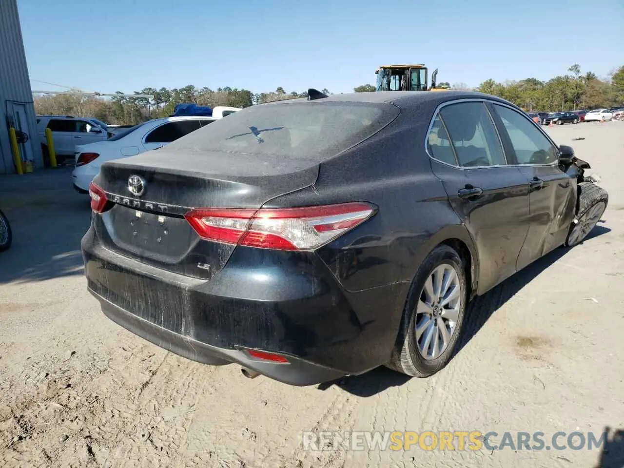4 Photograph of a damaged car 4T1B11HK4KU783901 TOYOTA CAMRY 2019