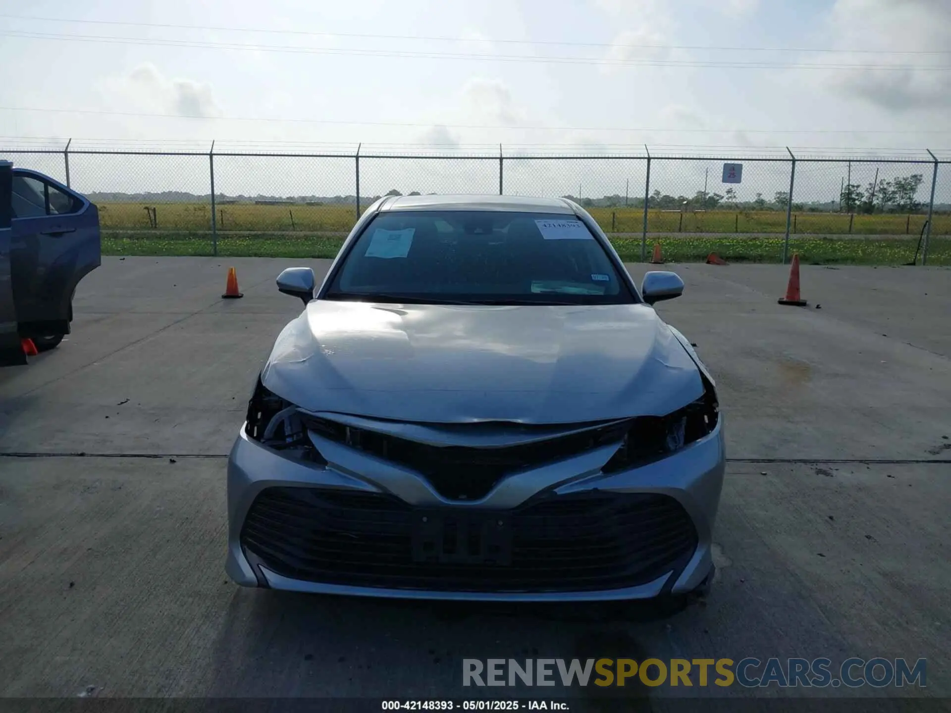 12 Photograph of a damaged car 4T1B11HK4KU790122 TOYOTA CAMRY 2019