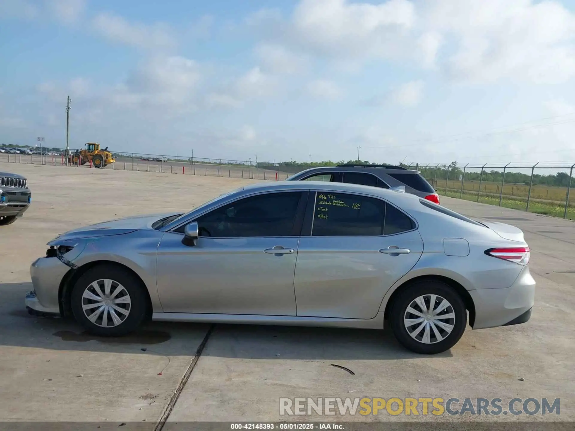 14 Photograph of a damaged car 4T1B11HK4KU790122 TOYOTA CAMRY 2019