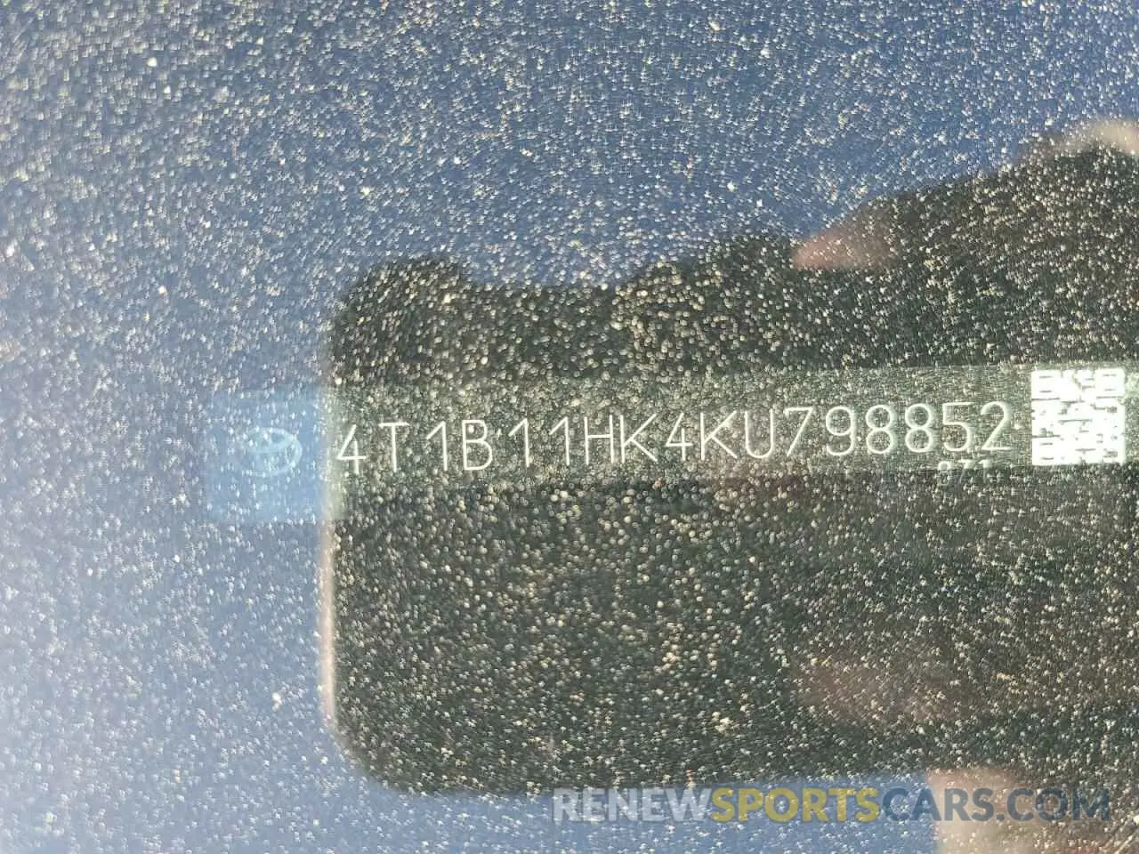 12 Photograph of a damaged car 4T1B11HK4KU798852 TOYOTA CAMRY 2019