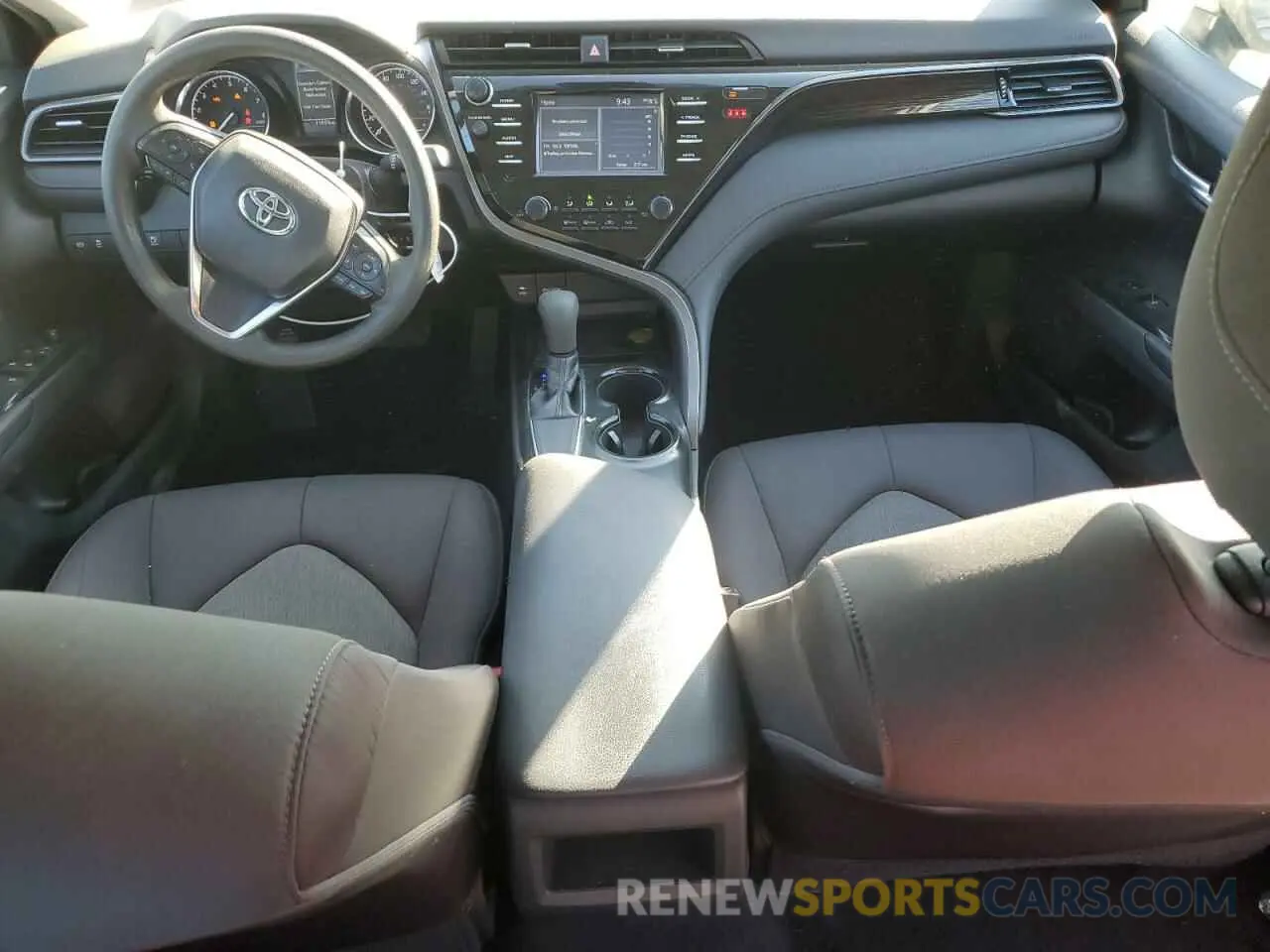 8 Photograph of a damaged car 4T1B11HK4KU798852 TOYOTA CAMRY 2019