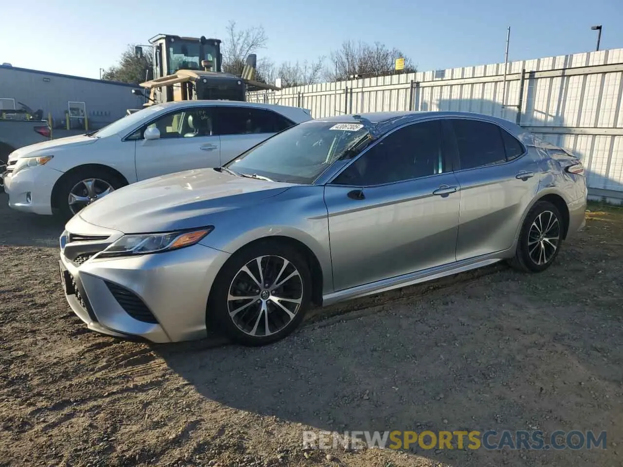 1 Фотография поврежденного автомобиля 4T1B11HK4KU799600 TOYOTA CAMRY 2019