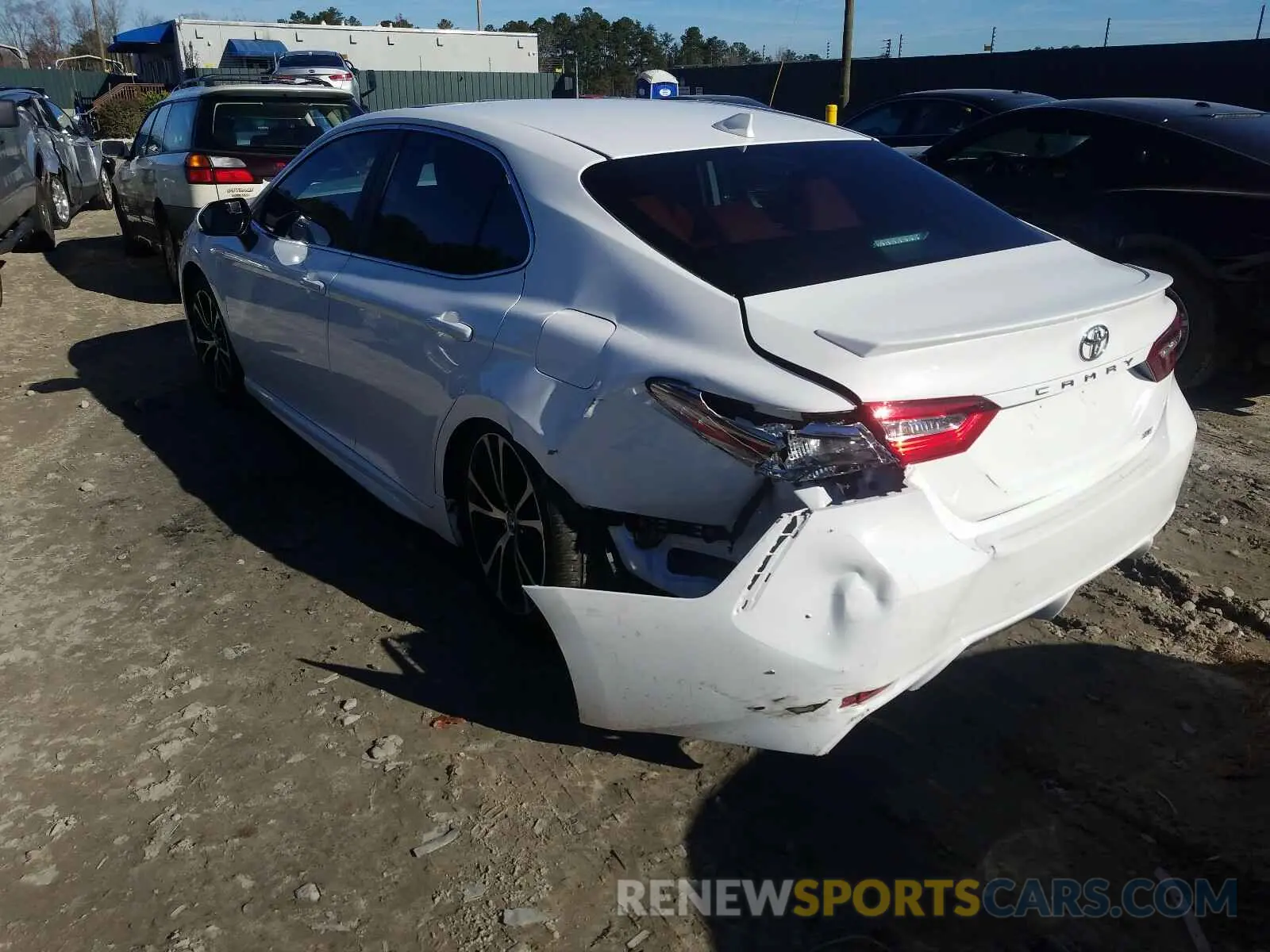 3 Photograph of a damaged car 4T1B11HK4KU800518 TOYOTA CAMRY 2019