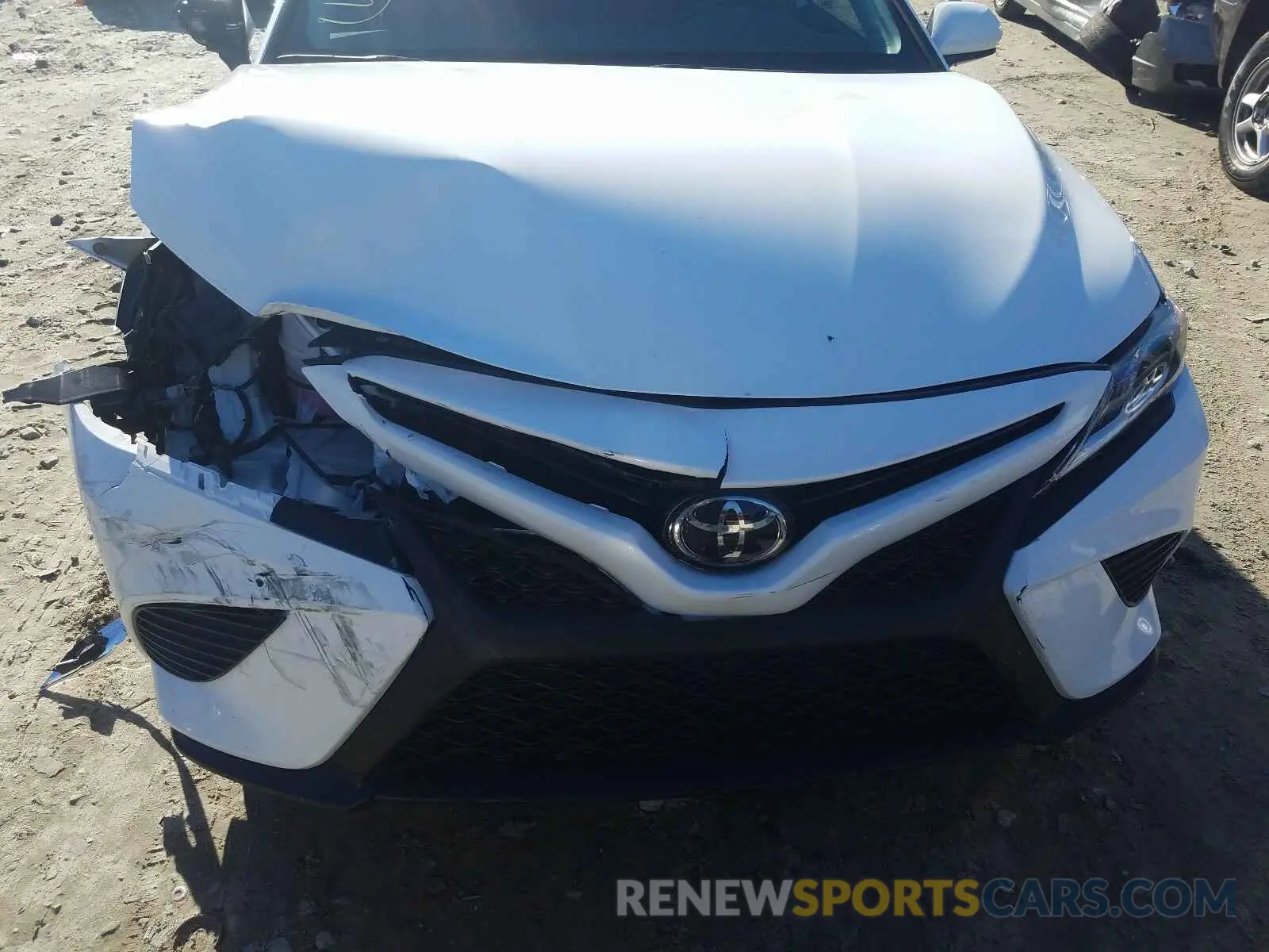 7 Photograph of a damaged car 4T1B11HK4KU800518 TOYOTA CAMRY 2019