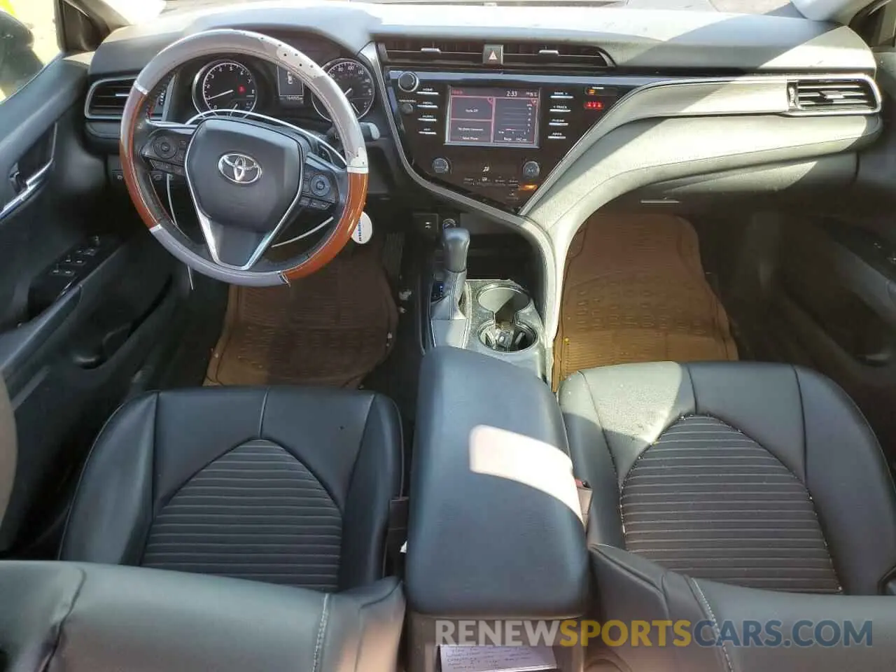 8 Photograph of a damaged car 4T1B11HK4KU806593 TOYOTA CAMRY 2019