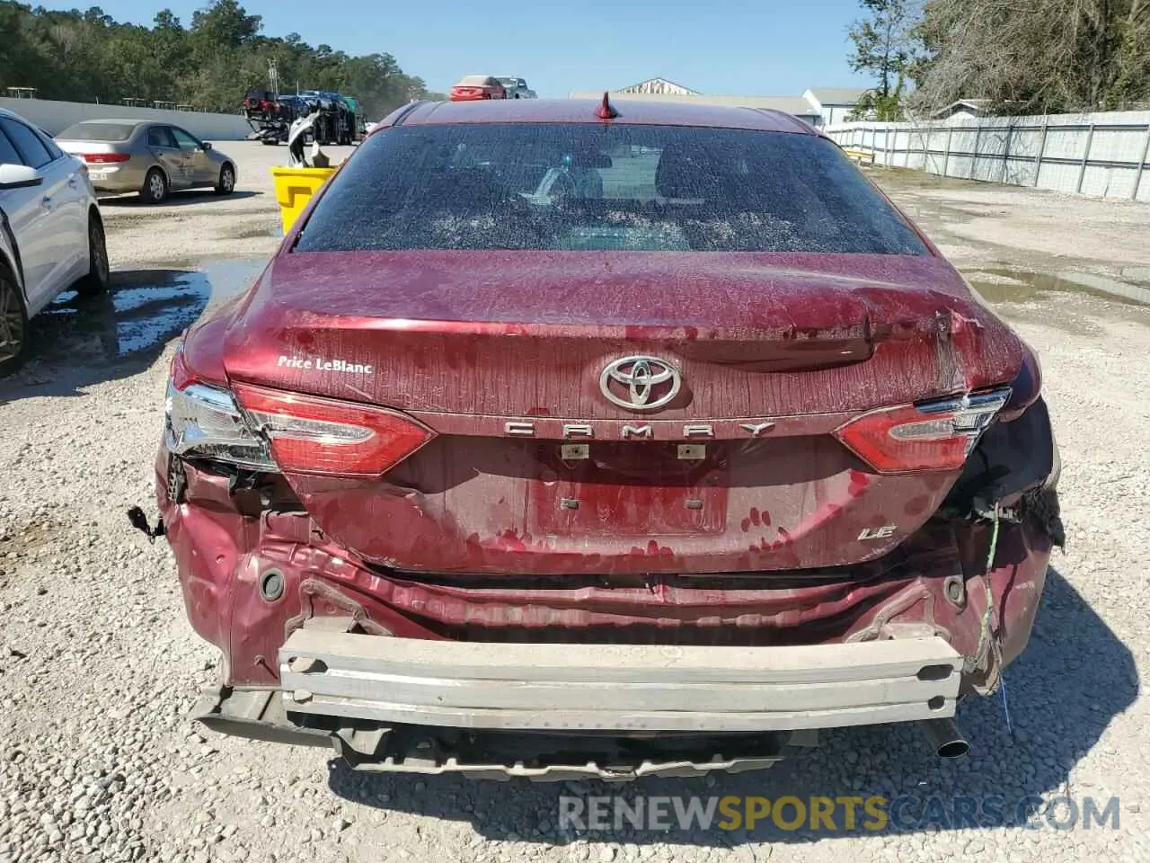 6 Photograph of a damaged car 4T1B11HK4KU808070 TOYOTA CAMRY 2019