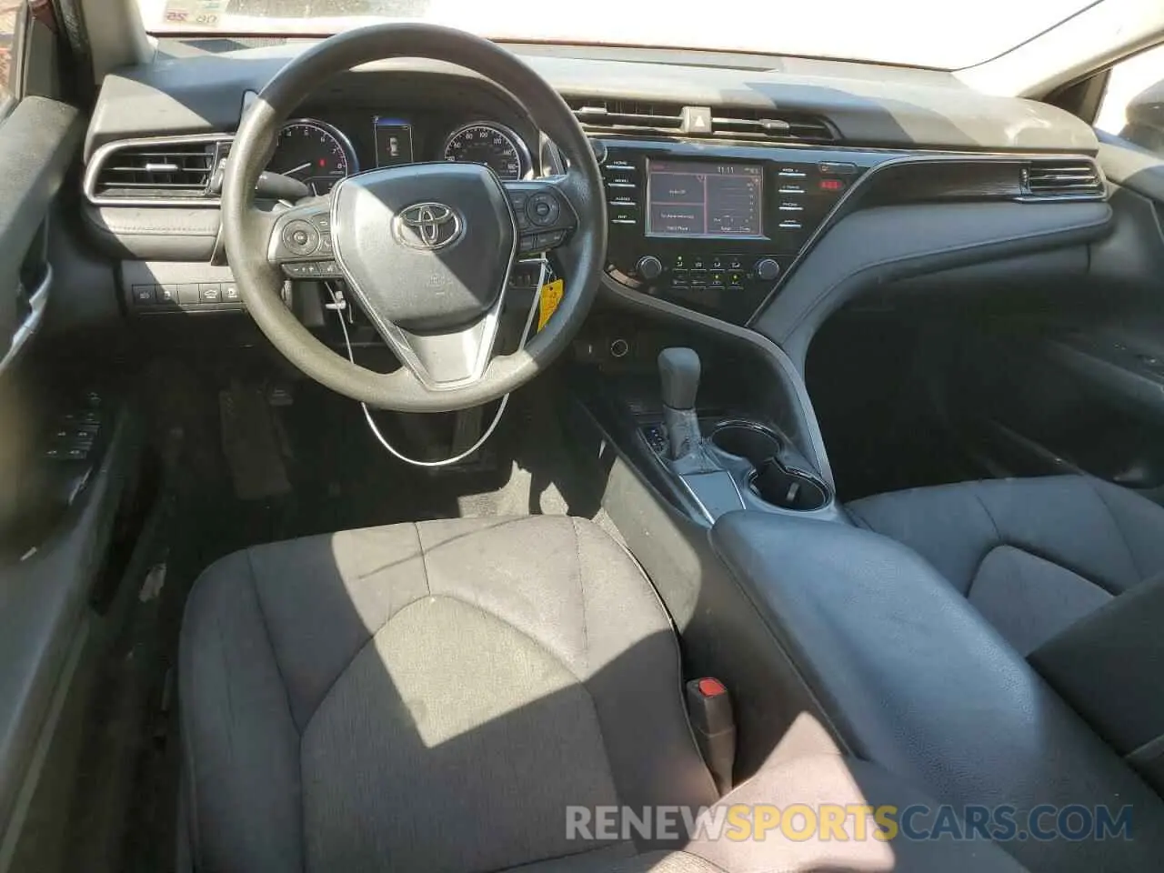 8 Photograph of a damaged car 4T1B11HK4KU808070 TOYOTA CAMRY 2019