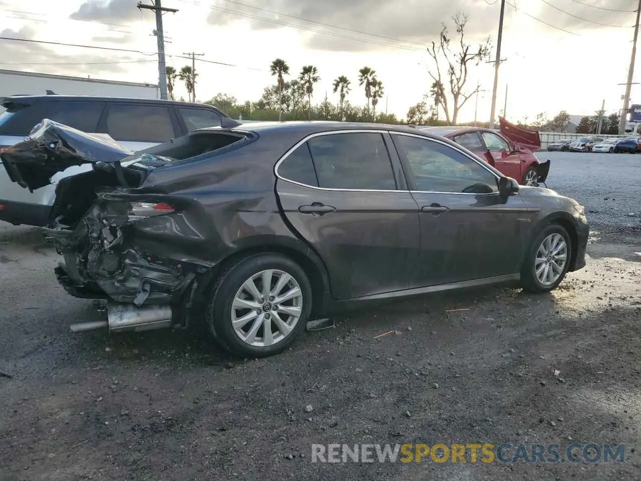 3 Photograph of a damaged car 4T1B11HK4KU809526 TOYOTA CAMRY 2019
