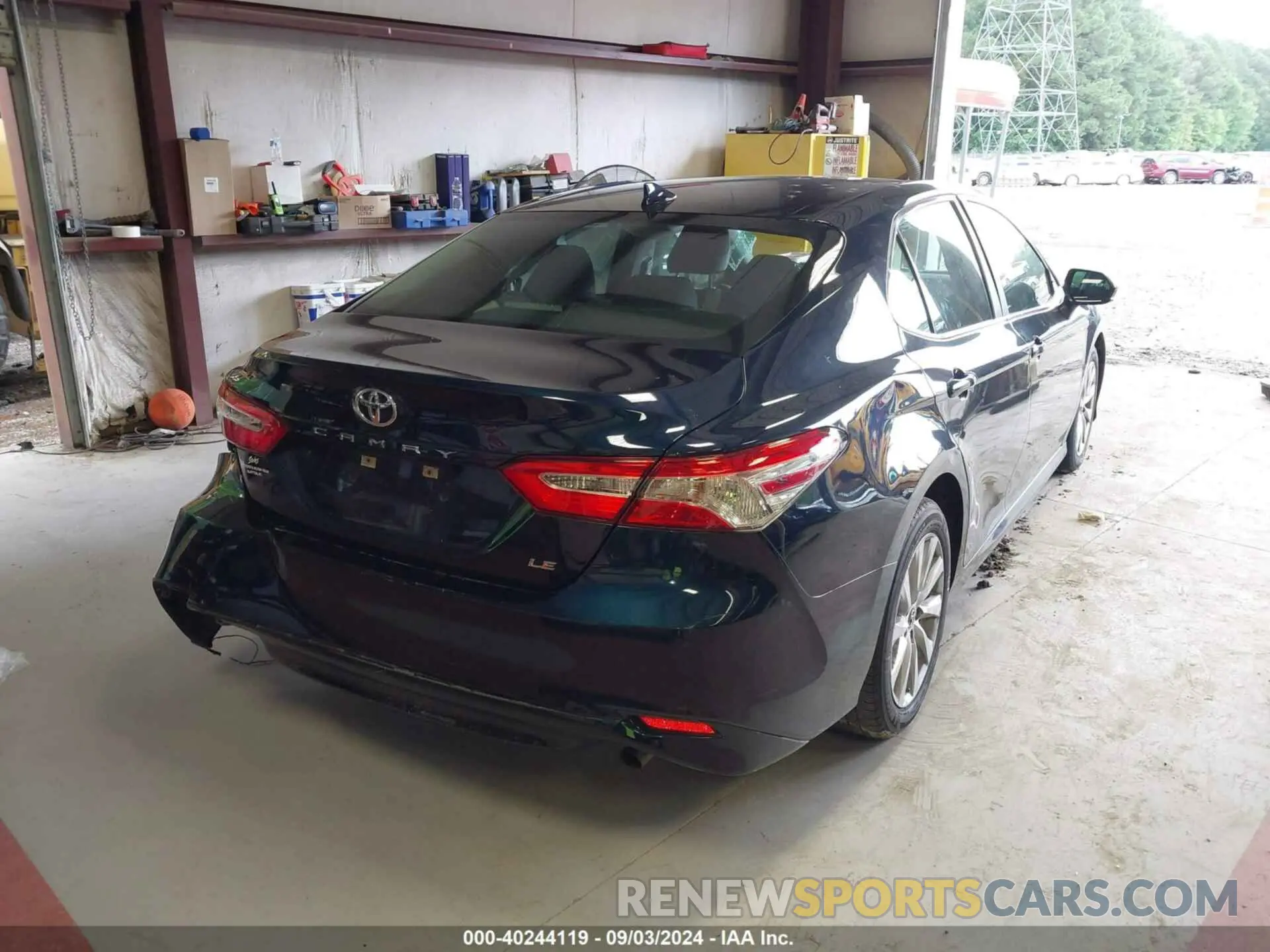 4 Photograph of a damaged car 4T1B11HK4KU812068 TOYOTA CAMRY 2019