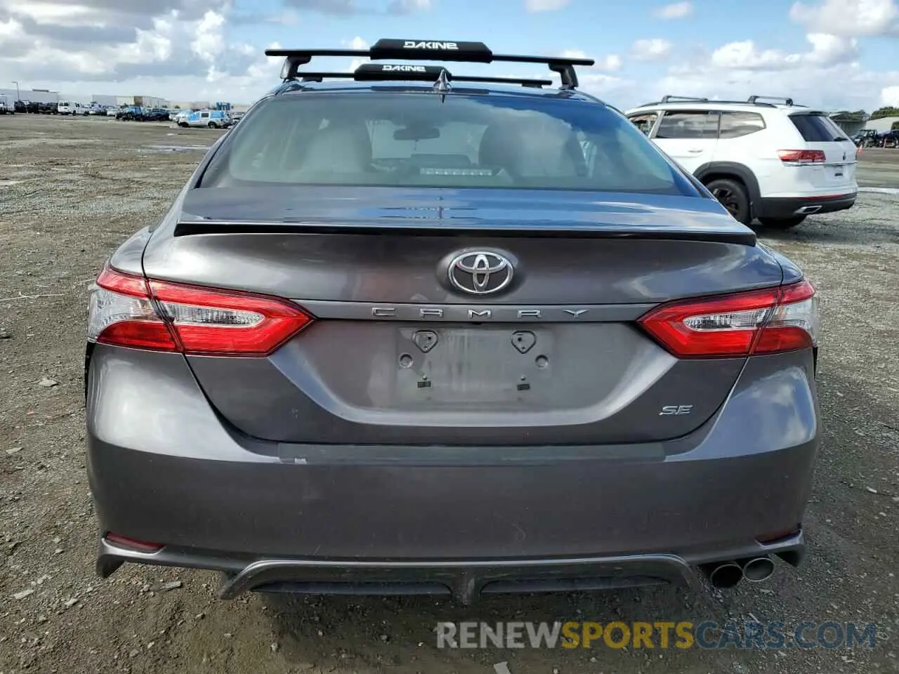 6 Фотография поврежденного автомобиля 4T1B11HK4KU845538 TOYOTA CAMRY 2019