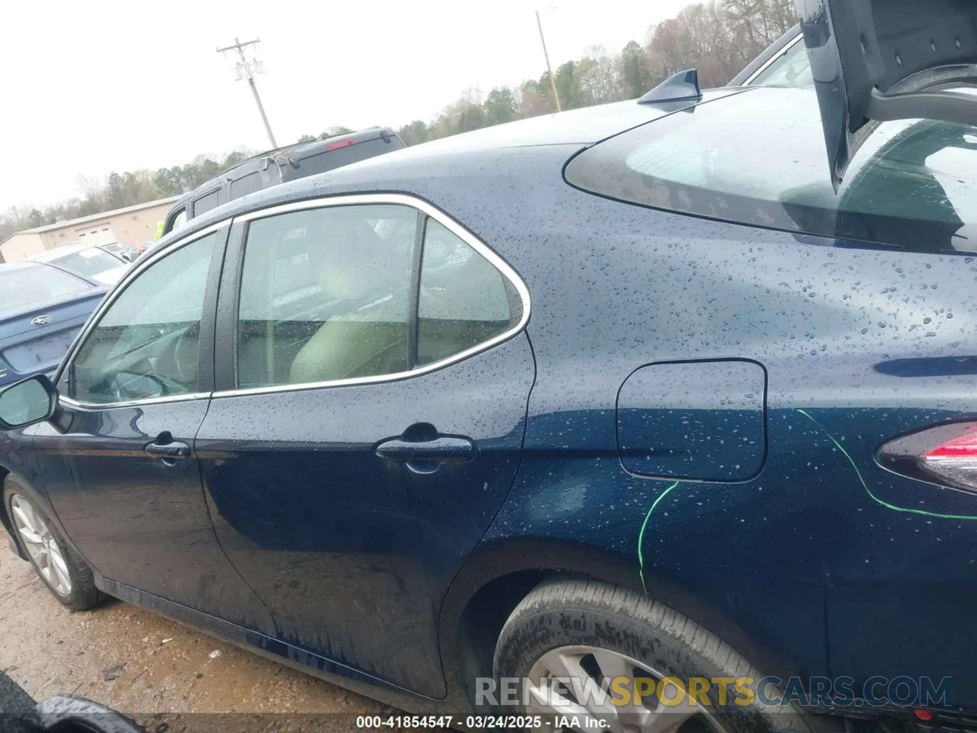 14 Фотография поврежденного автомобиля 4T1B11HK4KU848696 TOYOTA CAMRY 2019