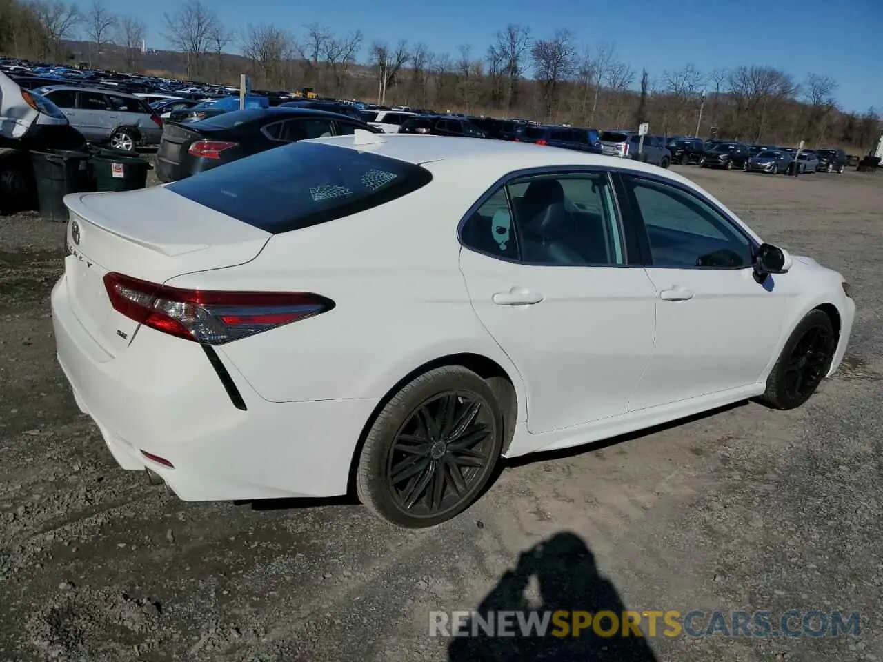 3 Фотография поврежденного автомобиля 4T1B11HK4KU850285 TOYOTA CAMRY 2019
