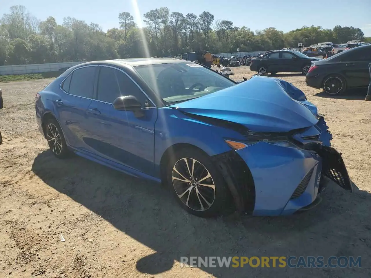 4 Photograph of a damaged car 4T1B11HK5KU160139 TOYOTA CAMRY 2019