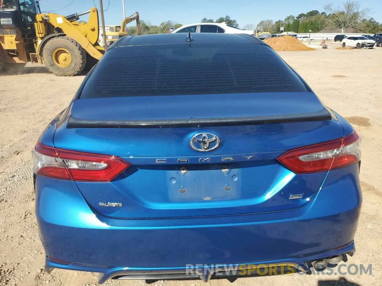 6 Photograph of a damaged car 4T1B11HK5KU160139 TOYOTA CAMRY 2019