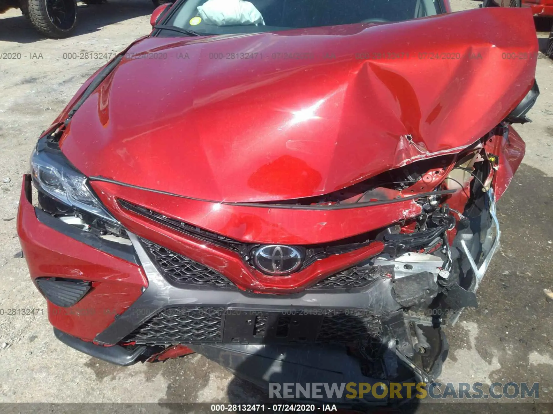 6 Photograph of a damaged car 4T1B11HK5KU165339 TOYOTA CAMRY 2019