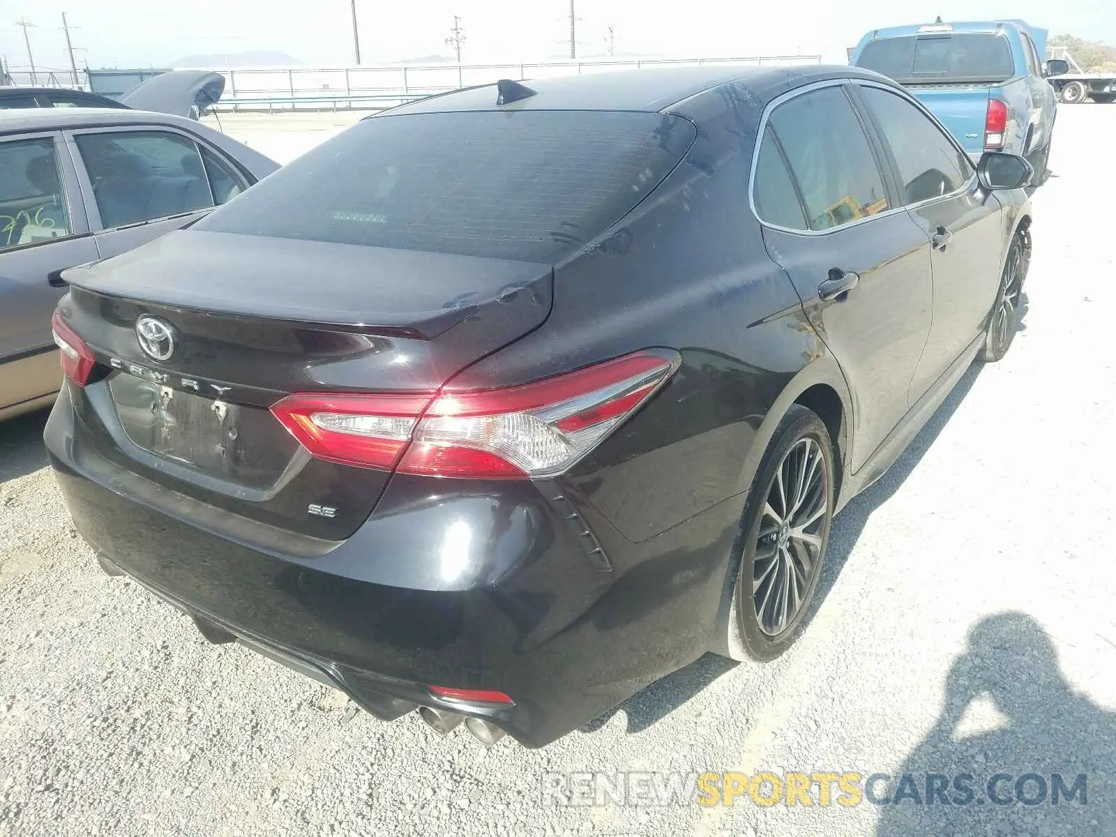4 Photograph of a damaged car 4T1B11HK5KU167611 TOYOTA CAMRY 2019