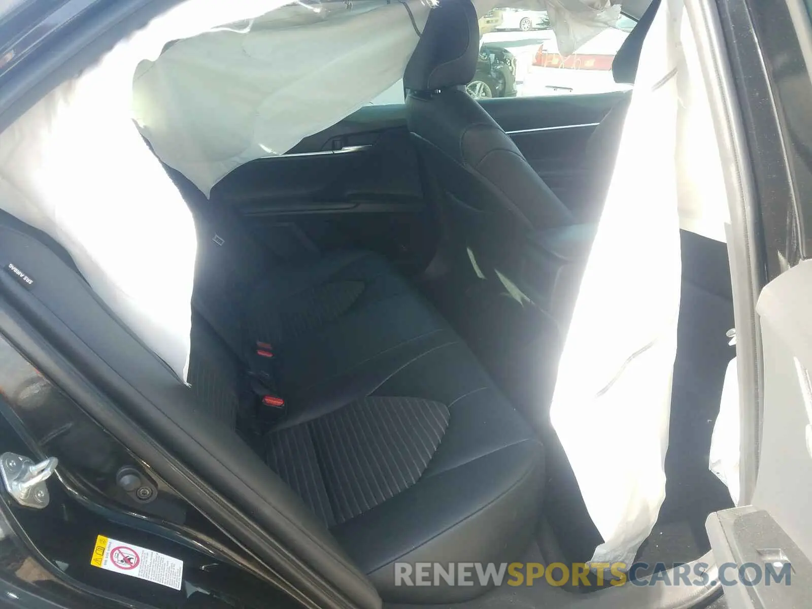 6 Photograph of a damaged car 4T1B11HK5KU167611 TOYOTA CAMRY 2019
