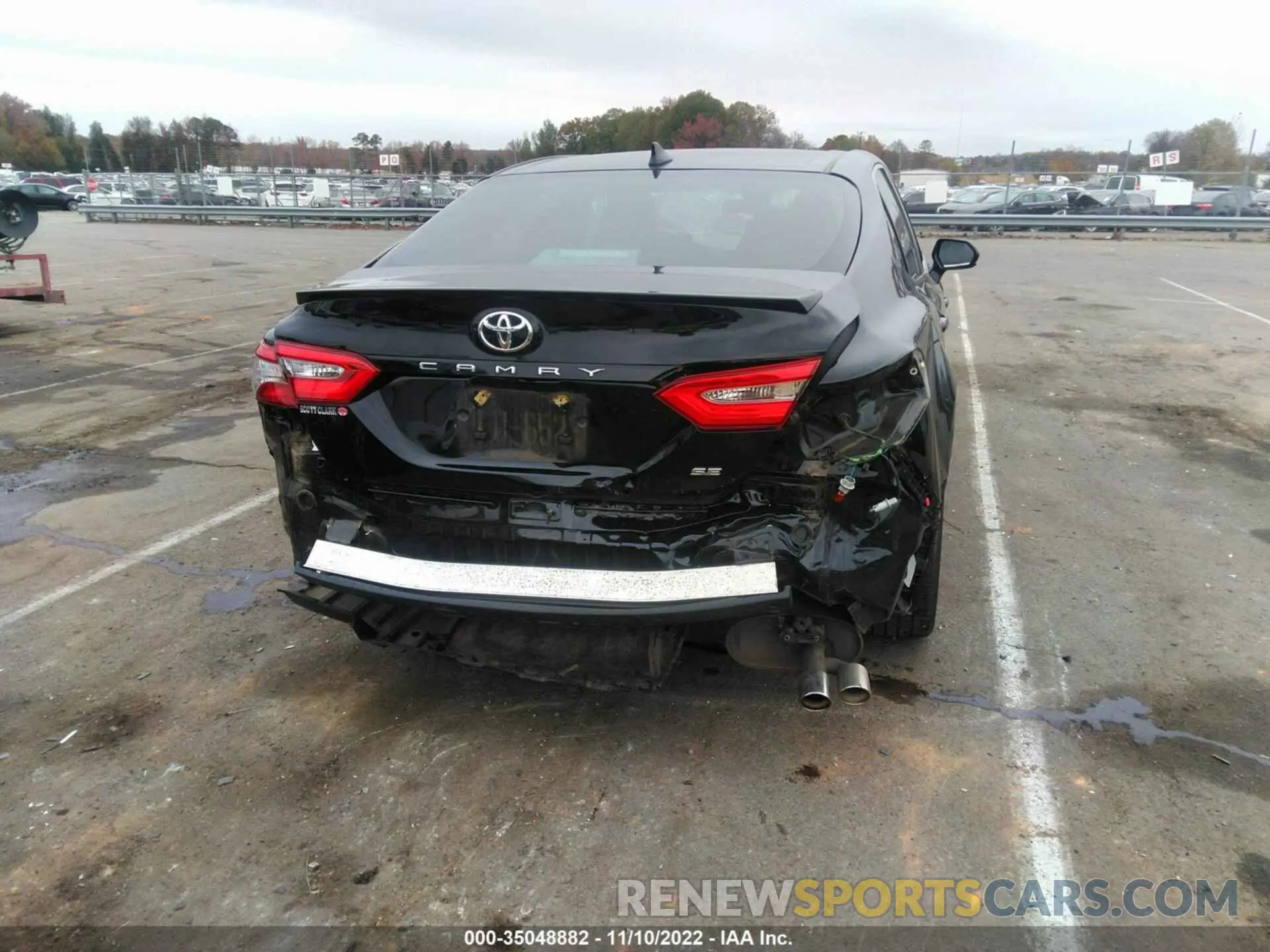 6 Photograph of a damaged car 4T1B11HK5KU174669 TOYOTA CAMRY 2019