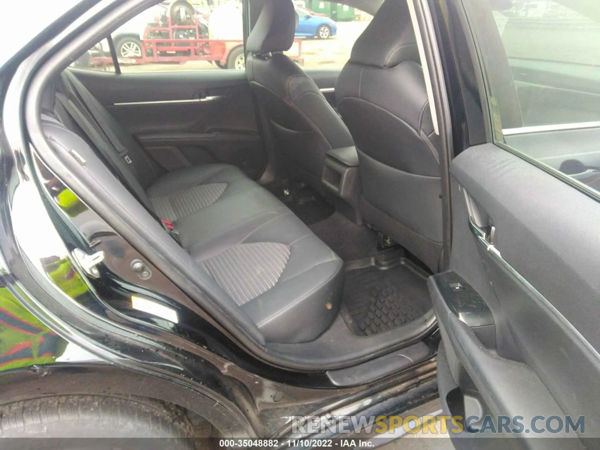 8 Photograph of a damaged car 4T1B11HK5KU174669 TOYOTA CAMRY 2019