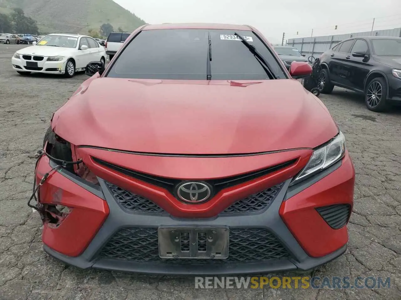 5 Photograph of a damaged car 4T1B11HK5KU180410 TOYOTA CAMRY 2019