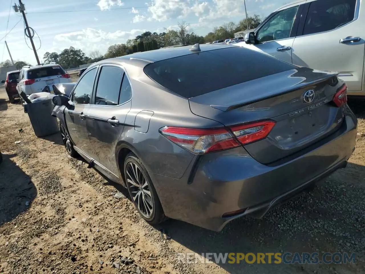 2 Фотография поврежденного автомобиля 4T1B11HK5KU186935 TOYOTA CAMRY 2019
