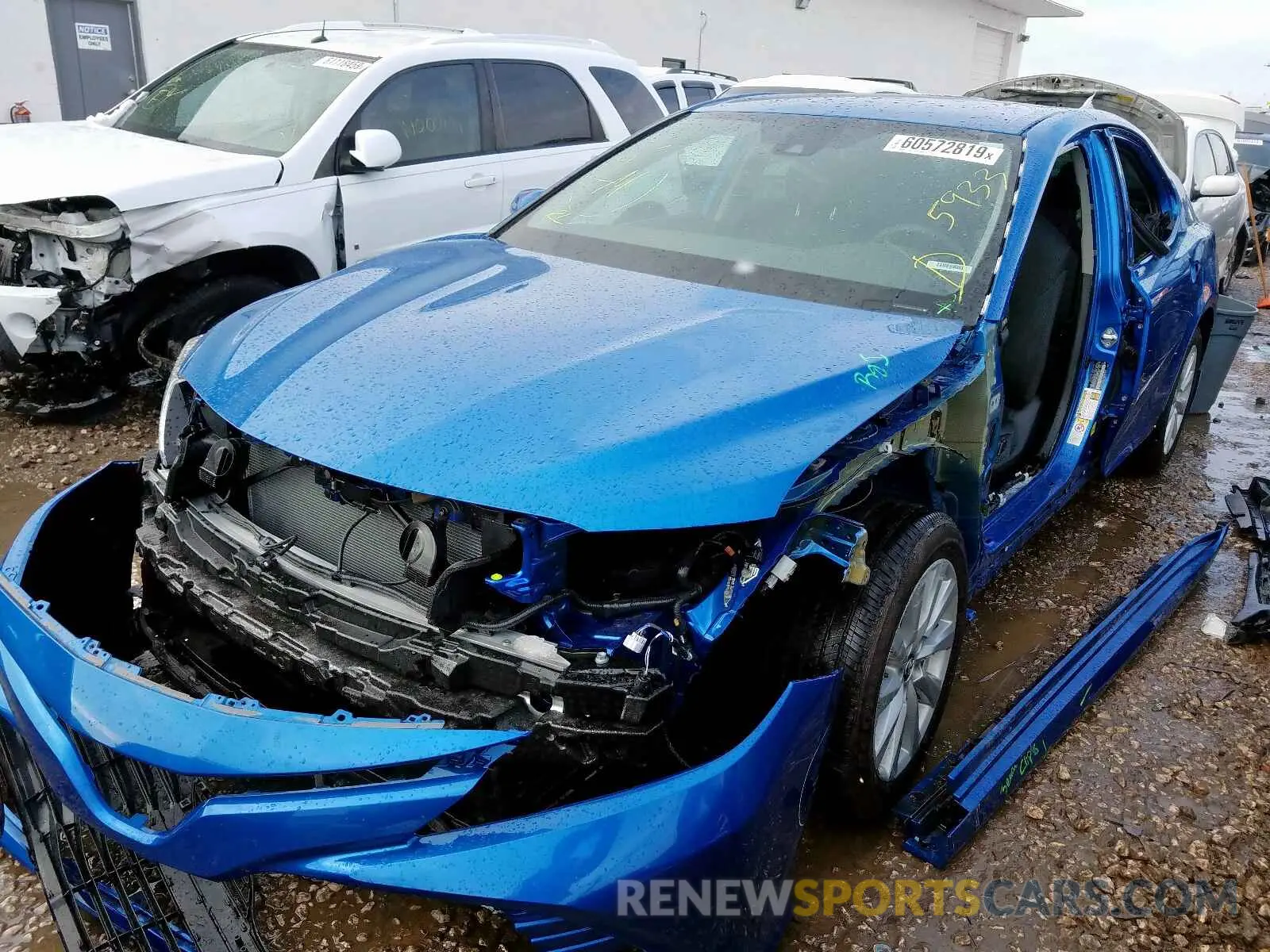 2 Photograph of a damaged car 4T1B11HK5KU187258 TOYOTA CAMRY 2019