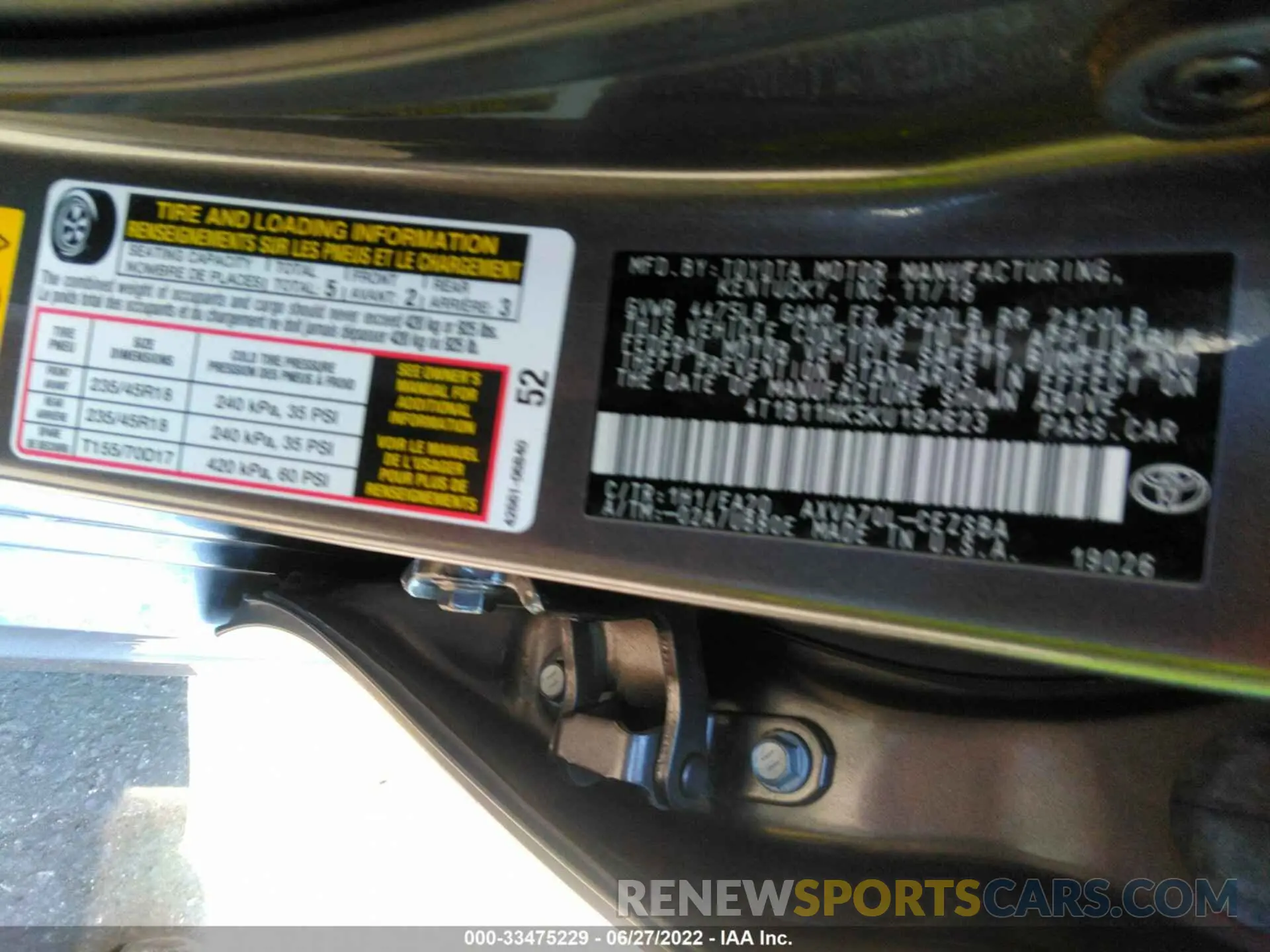 9 Photograph of a damaged car 4T1B11HK5KU192623 TOYOTA CAMRY 2019