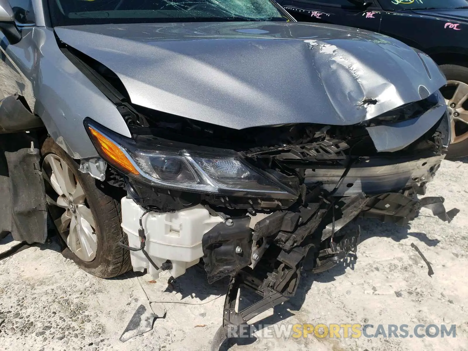 9 Photograph of a damaged car 4T1B11HK5KU202552 TOYOTA CAMRY 2019