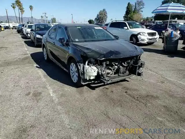 10 Photograph of a damaged car 4T1B11HK5KU204138 TOYOTA CAMRY 2019