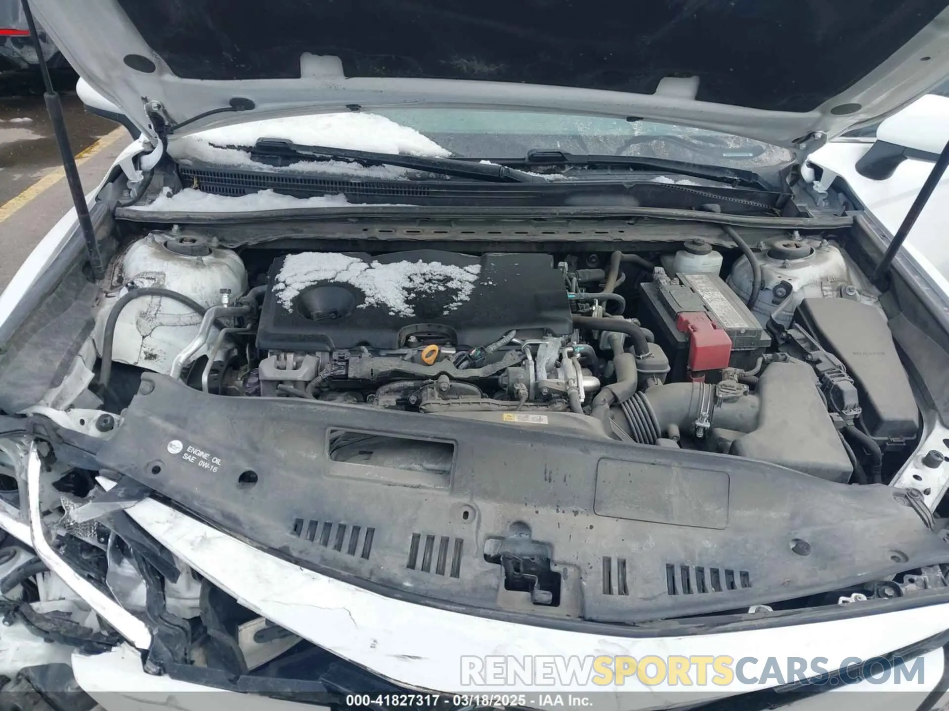 10 Photograph of a damaged car 4T1B11HK5KU204141 TOYOTA CAMRY 2019