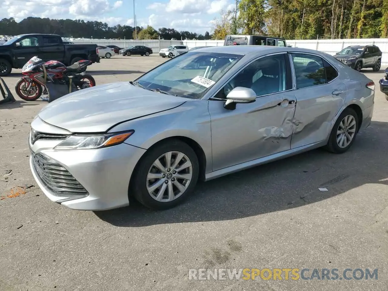 1 Photograph of a damaged car 4T1B11HK5KU209064 TOYOTA CAMRY 2019