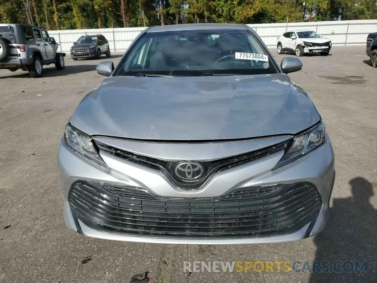 5 Photograph of a damaged car 4T1B11HK5KU209064 TOYOTA CAMRY 2019