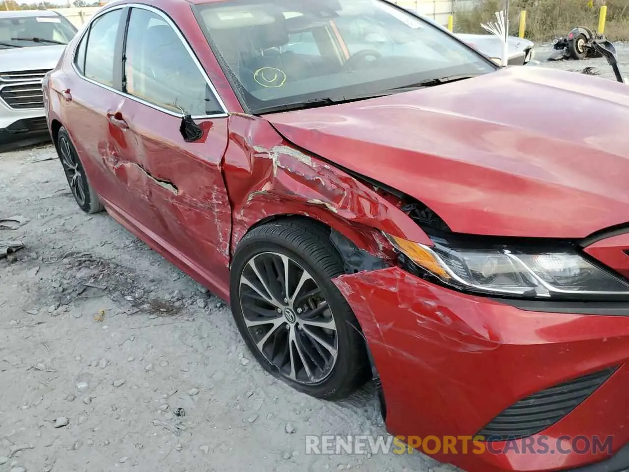 9 Photograph of a damaged car 4T1B11HK5KU216046 TOYOTA CAMRY 2019