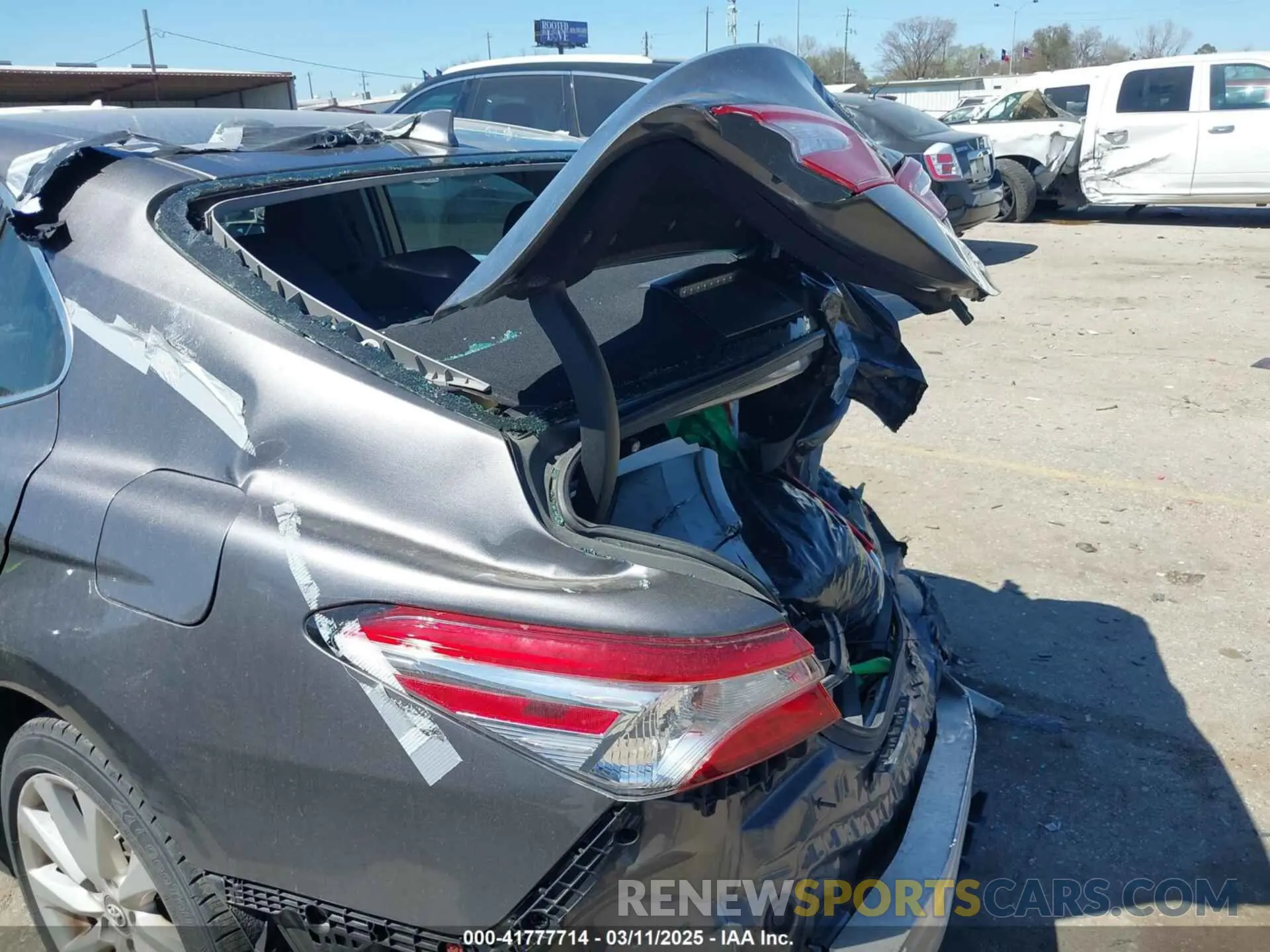 6 Фотография поврежденного автомобиля 4T1B11HK5KU219061 TOYOTA CAMRY 2019
