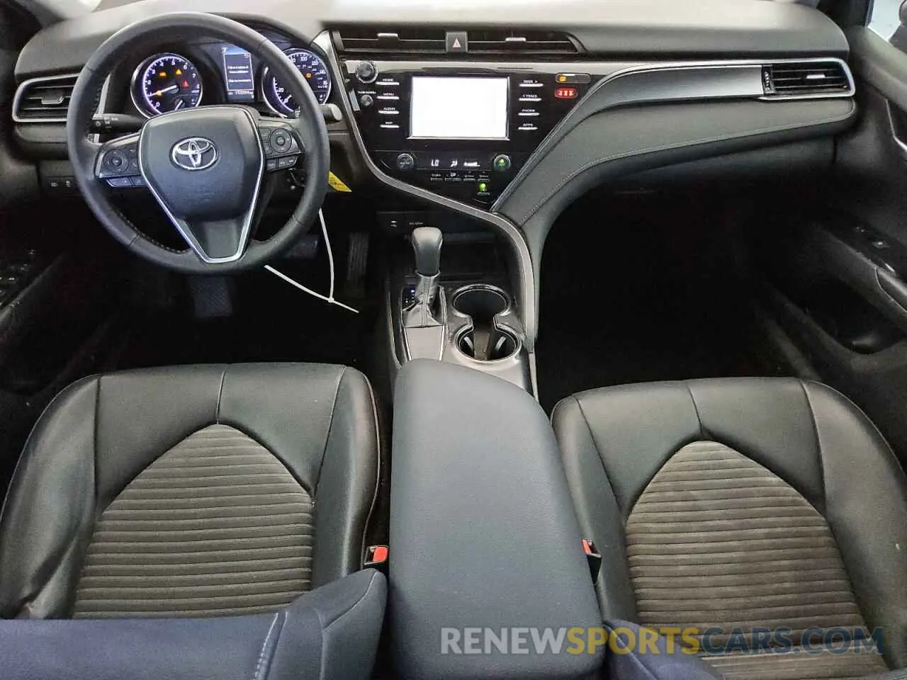 8 Фотография поврежденного автомобиля 4T1B11HK5KU228732 TOYOTA CAMRY 2019