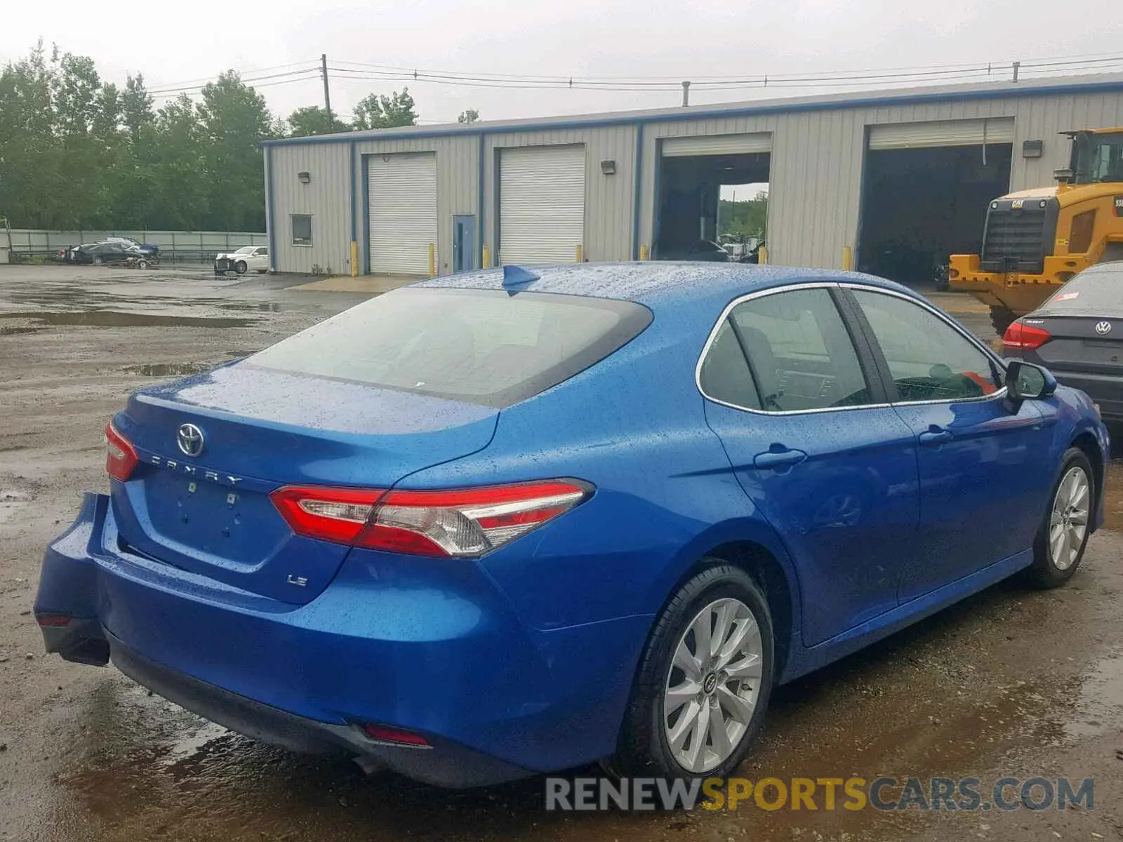 4 Photograph of a damaged car 4T1B11HK5KU230951 TOYOTA CAMRY 2019