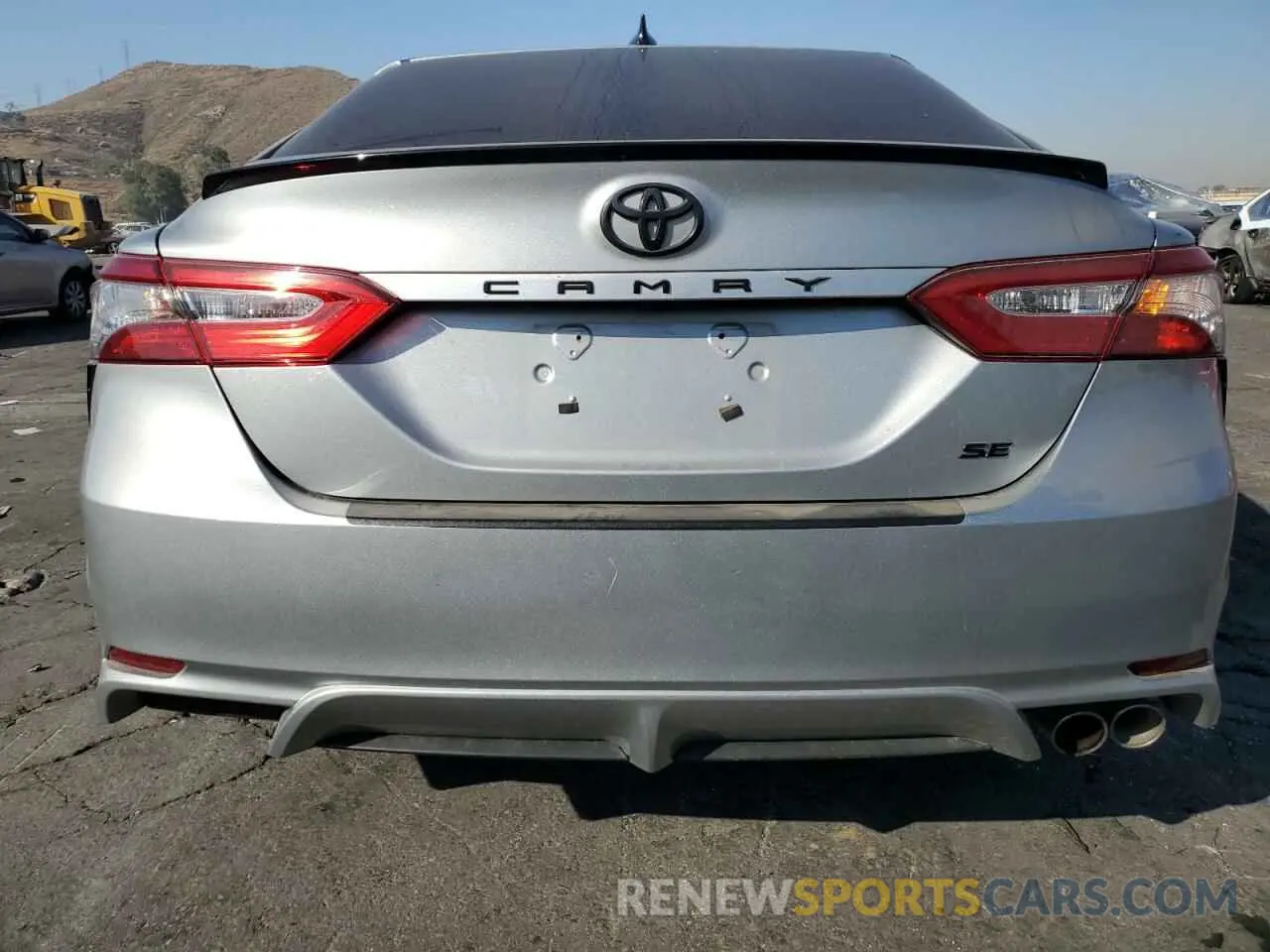 6 Photograph of a damaged car 4T1B11HK5KU235650 TOYOTA CAMRY 2019