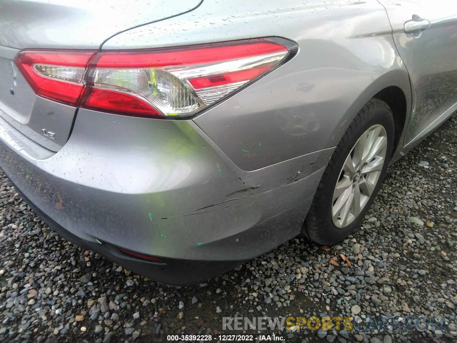 6 Photograph of a damaged car 4T1B11HK5KU246826 TOYOTA CAMRY 2019