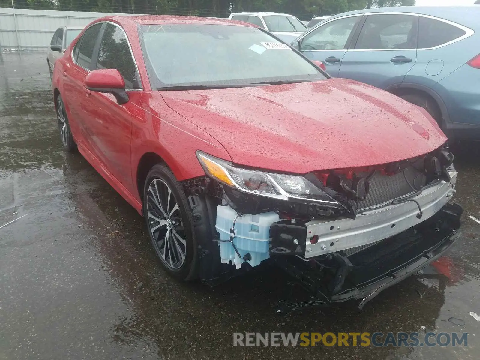1 Photograph of a damaged car 4T1B11HK5KU254778 TOYOTA CAMRY 2019
