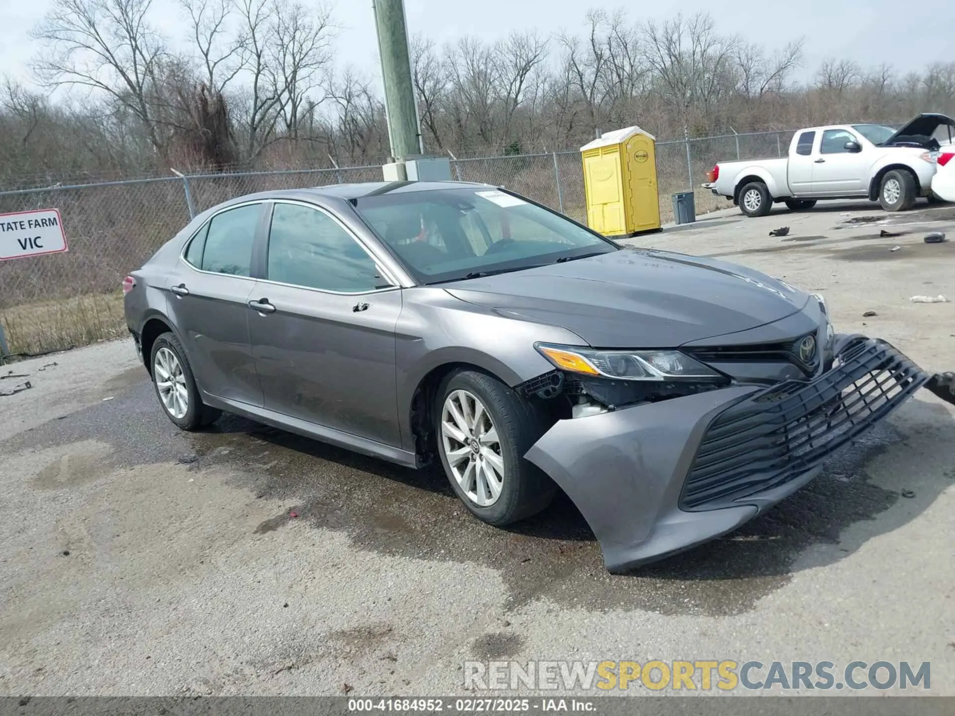 1 Photograph of a damaged car 4T1B11HK5KU256773 TOYOTA CAMRY 2019