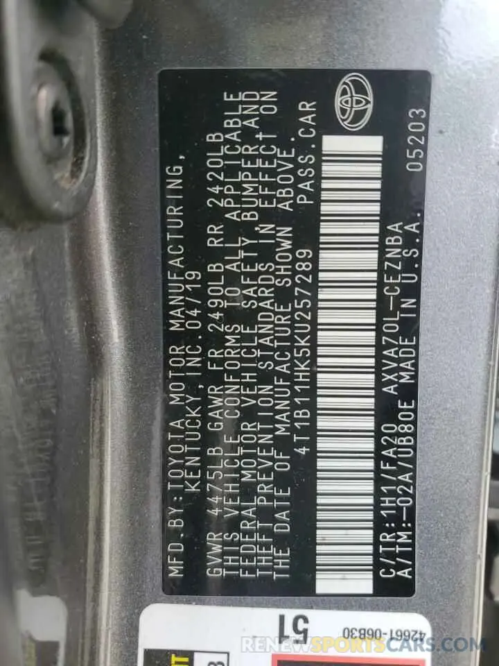 12 Photograph of a damaged car 4T1B11HK5KU257289 TOYOTA CAMRY 2019