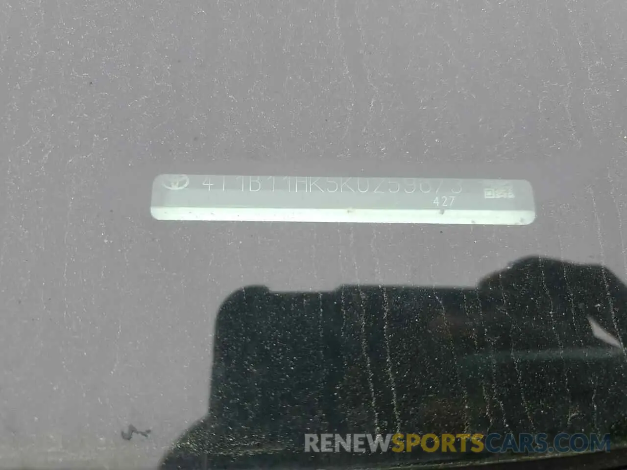 12 Photograph of a damaged car 4T1B11HK5KU259673 TOYOTA CAMRY 2019