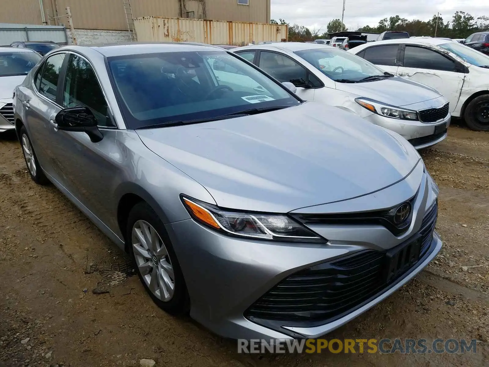 1 Photograph of a damaged car 4T1B11HK5KU264484 TOYOTA CAMRY 2019