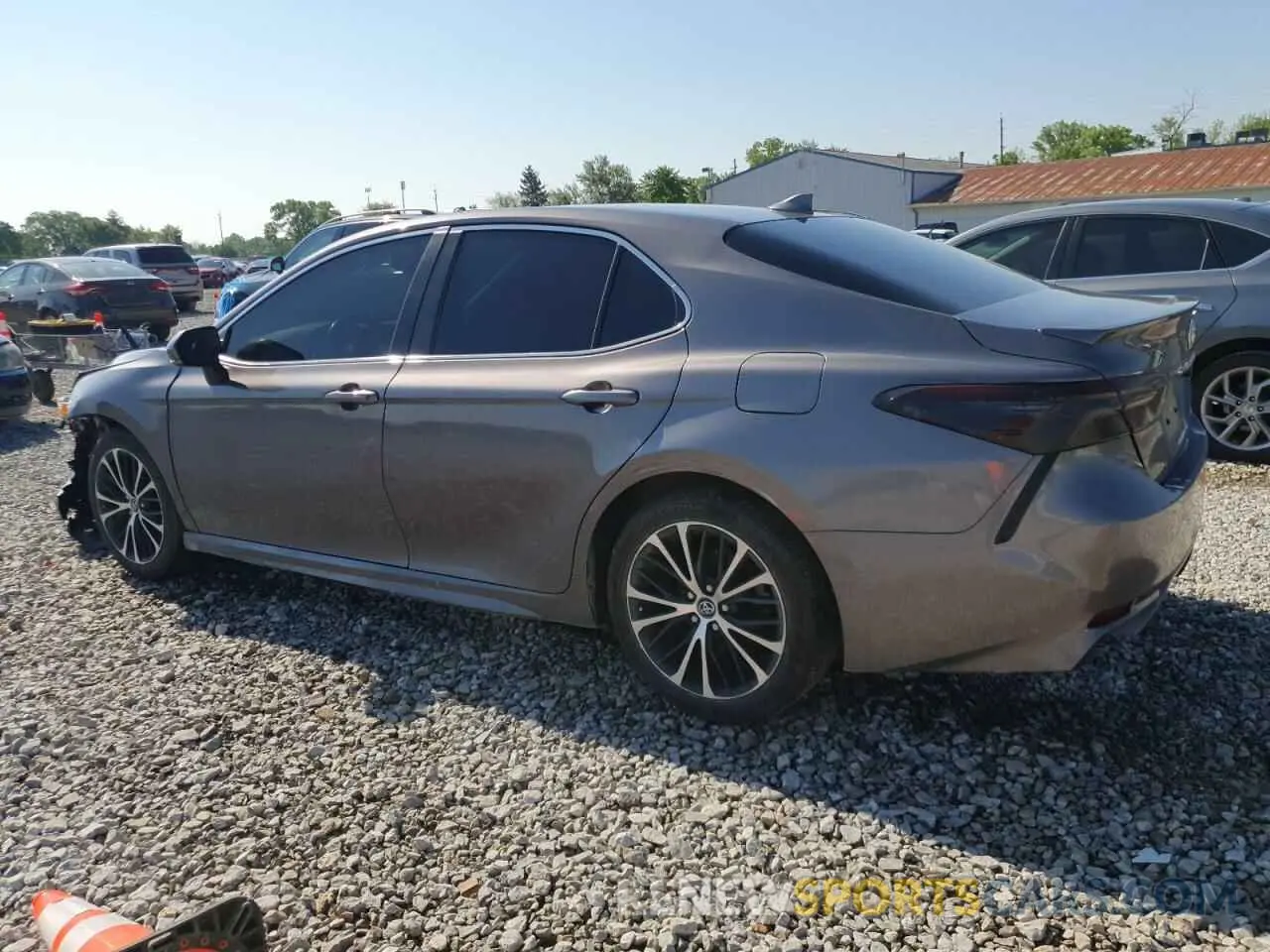 2 Фотография поврежденного автомобиля 4T1B11HK5KU264629 TOYOTA CAMRY 2019