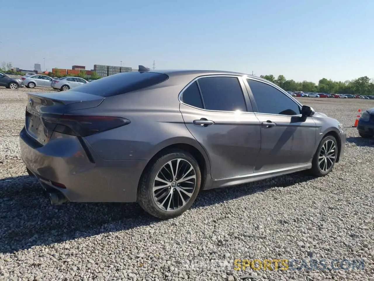 3 Фотография поврежденного автомобиля 4T1B11HK5KU264629 TOYOTA CAMRY 2019